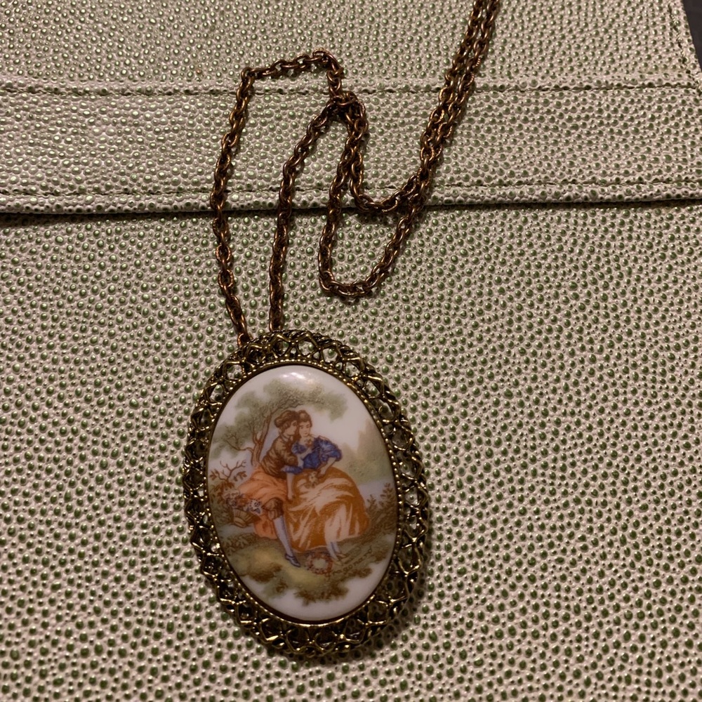 Vintage necklace  very beautiful
